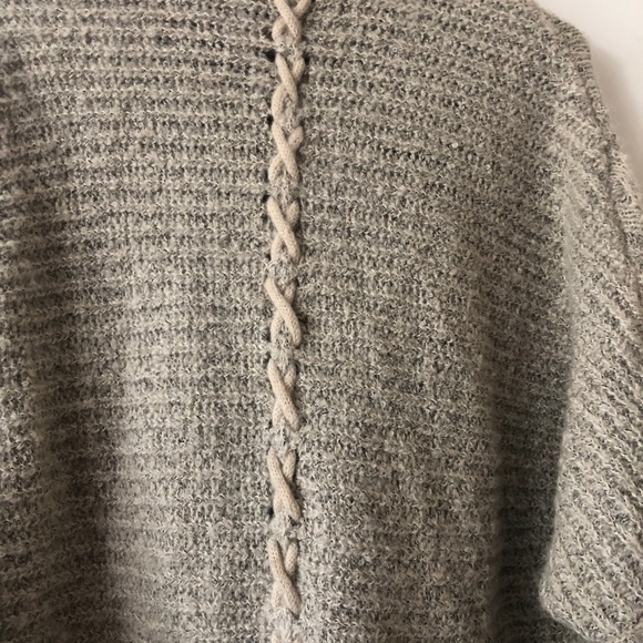 XOXO FAUX FUR CARDIGAN - Picture 3 of 4